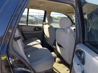 2007 Chevrolet TrailBlazer LS with VIN 1GNDT13S472288929, listed as a IAAI auction lot 42155584 with 193,178 mi miles and . Bid and sale history available at DreamBid. Image 8.