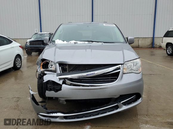 2016 Chrysler Town & Country Touring with VIN 2C4RC1BG9GR188645, listed as a Copart auction lot 44549465 with 194,697 mi miles and Salvage Title. Bid and sale history available at carsss.com. Image 5.