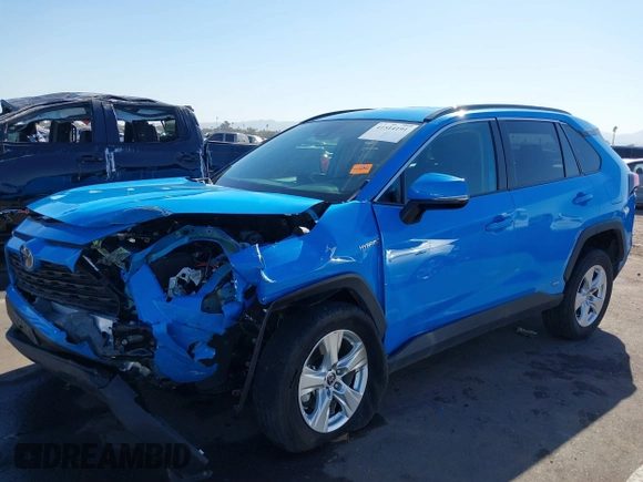 2021 Toyota RAV4 Hybrid LE with VIN 4T3MWRFVXMU023035, listed as a IAAI auction lot 41514191 with 30,669 mi miles. Bid and sale history available at carsss.com. Image 6.