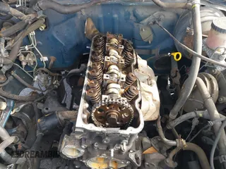 1994 Nissan Frontier z VIN 1N6SD11S4RC322264, wystawiony jako IAAI lot #41325955 z przebiegiem 153 524 mil mil oraz . Historia ofert i sprzedaży dostępna na DreamBid. Obrazek 13.