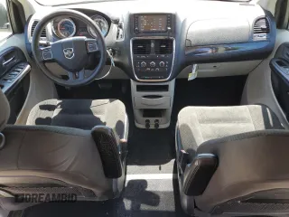 2019 Dodge Grand Caravan SE with VIN 2C4RDGBG9KR805034, listed as a Copart auction lot 55257705 with 179,384 mi miles and Clean Title. Bid and sale history available at DreamBid. Image 8.