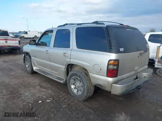 2005 GMC Yukon Denali with VIN 1GKEK63U85J227024, listed as a IAAI auction lot 40773533 with 177,235 mi miles. Bid and sale history available at carsss.com. Image 3.