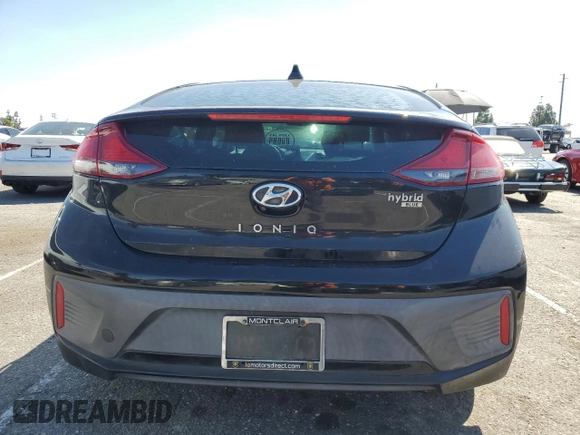 2017 Hyundai Ioniq Blue z VIN KMHC65LC7HU058072, wystawiony jako Copart lot #49851895 z przebiegiem Nie podano mil oraz Szkoda całkowita • Salvage title. Historia ofert i sprzedaży dostępna na DreamBid. Obrazek 6.
