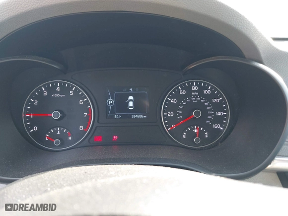 2016 Kia Optima EX with VIN 5XXGU4L3XGG033323, listed as a IAAI auction lot 42088998 with 134,686 mi miles. Bid and sale history available at carsss.com. Image 7.