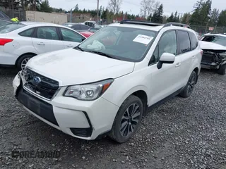 2018 Subaru Forester Premium with VIN JF2SJGEC4JH597210, listed as a IAAI auction lot 41904798 with 93,790 mi miles. Bid and sale history available at carsss.com. Image 17.