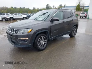 2018 Jeep Compass Latitude z VIN 3C4NJDBB5JT112368, wystawiony jako IAAI lot #42159891 z przebiegiem 81 763 mil mil oraz . Historia ofert i sprzedaży dostępna na DreamBid. Obrazek 17.