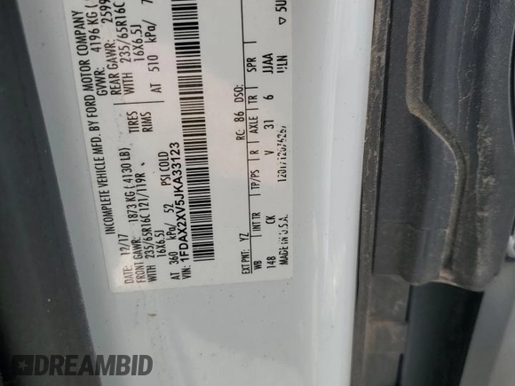 2018 Ford Transit z VIN 1FDAX2XV5JKA33123, wystawiony jako Copart lot #64243675 z przebiegiem 124 631 mil mil oraz Nie do naprawy • Non repairable. Historia ofert i sprzedaży dostępna na DreamBid. Obrazek 12.