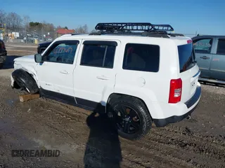 2017 Jeep Patriot Sport with VIN 1C4NJRBB0HD196872, listed as a IAAI auction lot 41750617 with 61,199 mi miles and . Bid and sale history available at DreamBid. Image 3.