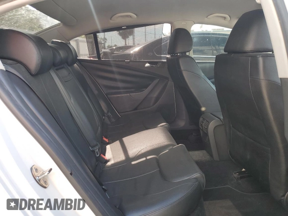 2008 Volkswagen Passat Turbo z VIN WVWJK73C58E186808, wystawiony jako Copart lot #72097784 z przebiegiem 131 500 mil mil oraz Szkoda całkowita • Salvage title. Historia ofert i sprzedaży dostępna na DreamBid. Obrazek 10.