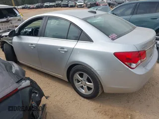 2015 Chevrolet Cruze LT with VIN 1G1PC5SB0F7295966, listed as a IAAI auction lot 41924741 with 135,164 mi miles and . Bid and sale history available at DreamBid. Image 3.