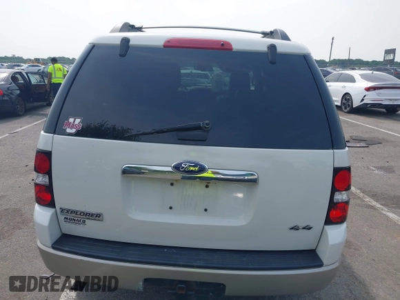 2010 Ford Explorer Eddie Bauer с VIN 1FMEU7EE9AUA69279, выставлен на аукционе IAAI как лот 42501467 с пробегом 228 955 миль миль и . История ставок и продаж доступна на DreamBid. Изображение 16.