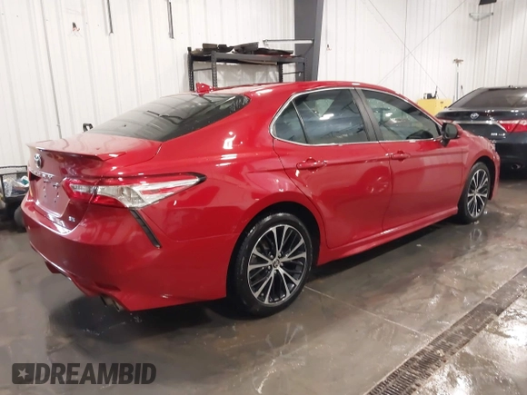 2020 Toyota Camry SE z VIN 4T1G11AKXLU378840, wystawiony jako IAAI lot #42110611 z przebiegiem 75 767 mil mil oraz . Historia ofert i sprzedaży dostępna na DreamBid. Obrazek 4.