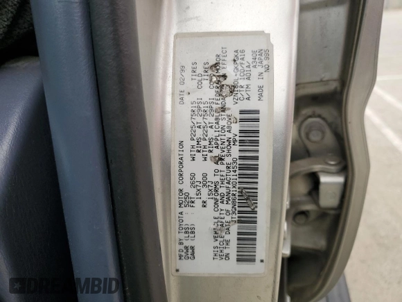 1999 Toyota 4Runner SR5 z VIN JT3GN86R1X0114530, wystawiony jako Copart lot #50566275 z przebiegiem Nie podano mil oraz Czysty tytuł • Clean title. Historia ofert i sprzedaży dostępna na DreamBid. Obrazek 13.