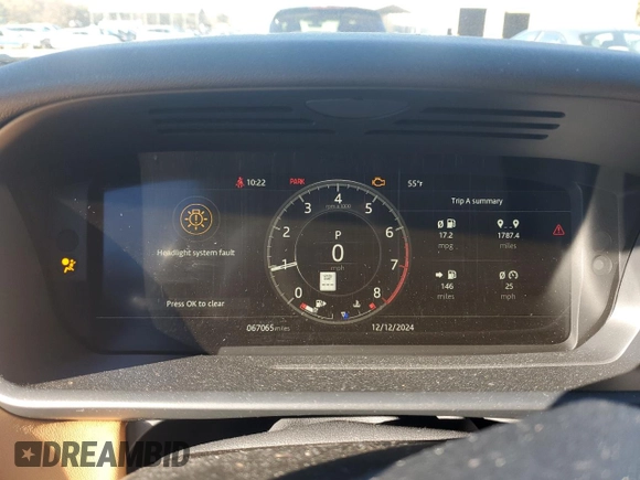 2018 Land Rover Discovery HSE Luxury with VIN SALRT2RV6JA059843, listed as a Copart auction lot 84096004 with 67,065 mi miles and Salvage Title. Bid and sale history available at DreamBid. Image 9.
