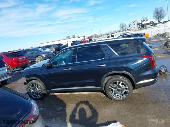 2024 Hyundai Palisade SEL with VIN KM8R4DGEXRU797167, listed as a IAAI auction lot 41306483 with 2,994 mi miles. Bid and sale history available at carsss.com. Image 15.