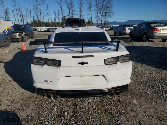 2019 Chevrolet Camaro ZL1 with VIN 1G1FJ1R6XK0151945, listed as a Copart auction lot 41879575 with 0 mi miles and Salvage Title. Bid and sale history available at carsss.com. Image 6.
