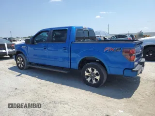 2012 Ford F-150 XL z VIN 1FTFW1CF0CFA09989, wystawiony jako Copart lot #57421825 z przebiegiem 205 554 mil mil oraz Szkody całkowita. Historia ofert i sprzedaży dostępna na DreamBid. Obrazek 2.