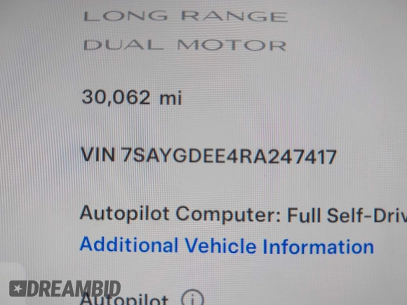 2024 Tesla Model Y Long Range with VIN 7SAYGDEE4RA247417, listed as a IAAI auction lot 41735632 with 30,062 mi miles. Bid and sale history available at carsss.com. Image 9.