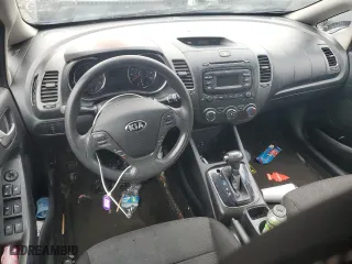 2017 Kia Forte LX with VIN 3KPFK4A74HE126582, listed as a Copart auction lot 49280195 with 0 mi miles and Clean Title. Bid and sale history available at carsss.com. Image 8.