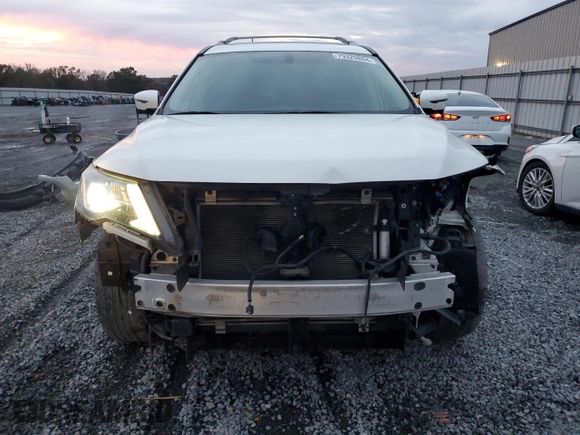 2018 Nissan Pathfinder Platinum with VIN 5N1DR2MMXJC616722, listed as a Copart auction lot 79329804 with 106,343 mi miles and Salvage title. Bid and sale history available at DreamBid. Image 5.