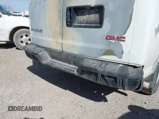 2005 GMC Savana Cargo Van with VIN 1GTGG25V351261702, listed as a IAAI auction lot 41753480 with 358,523 mi miles. Bid and sale history available at carsss.com. Image 6.