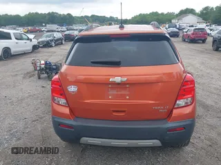 2016 Chevrolet Trax LT z VIN KL7CJPSB3GB522182, wystawiony jako IAAI lot #42392729 z przebiegiem 141 290 mil mil oraz . Historia ofert i sprzedaży dostępna na DreamBid. Obrazek 16.