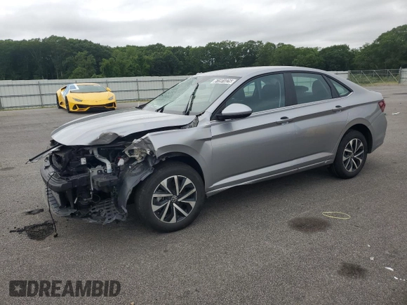 2024 Volkswagen Jetta S with VIN 3VW5M7BU3RM091307, listed as a Copart auction lot 61591025 with 21,581 mi miles and Clean title. Bid and sale history available at DreamBid. Image 1.