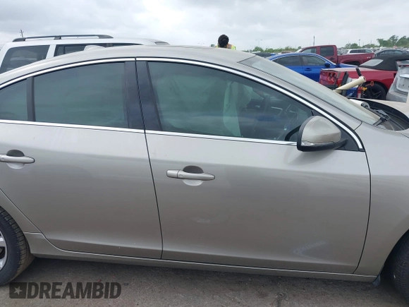 2016 Volvo S60 T5 Drive-E Premier with VIN YV126MFK0G2414153, listed as a IAAI auction lot 41931477 with 75,792 mi miles. Bid and sale history available at carsss.com. Image 13.