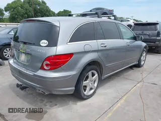 2010 Mercedes-Benz R 350 with VIN 4JGCB6FE2AA111332, listed as a IAAI auction lot 42043115 with 159,760 mi miles and . Bid and sale history available at DreamBid. Image 4.