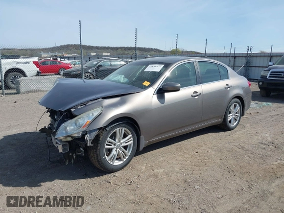2013 Infiniti G37 Journey with VIN JN1CV6AP8DM302568, listed as a IAAI auction lot 41851977 with 31,398 mi miles. Bid and sale history available at carsss.com. Image 2.
