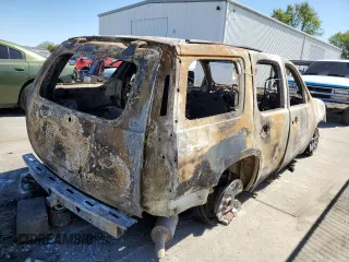 2007 GMC Yukon SLT with VIN 1GKFC13J77R406167, listed as a Copart auction lot 46724654 with 0 mi miles and Non Repairable. Bid and sale history available at carsss.com. Image 3.