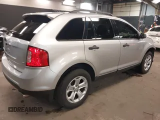 2013 Ford Edge SE с VIN 2FMDK4GC5DBC44133, выставлен на аукционе IAAI как лот 42426823 с пробегом 130 322 миль миль и . История ставок и продаж доступна на DreamBid. Изображение 4.