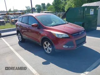 2015 Ford Escape SE with VIN 1FMCU0G72FUC31709, listed as a IAAI auction lot 42135657 with 157,952 mi miles. Bid and sale history available at carsss.com. Image 1.