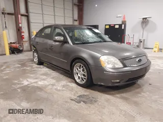 2005 Ford Five Hundred Limited with VIN 1FAFP25115G106898, listed as a IAAI auction lot 41571761 with 1 mi miles. Bid and sale history available at carsss.com. Image 1.