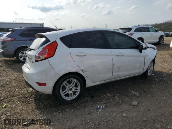 2019 Ford Fiesta SE z VIN 3FADP4EJ0KM155367, wystawiony jako Copart lot #55058265 z przebiegiem 73 156 mil mil oraz Szkoda całkowita • Salvage title. Historia ofert i sprzedaży dostępna na DreamBid. Obrazek 3.