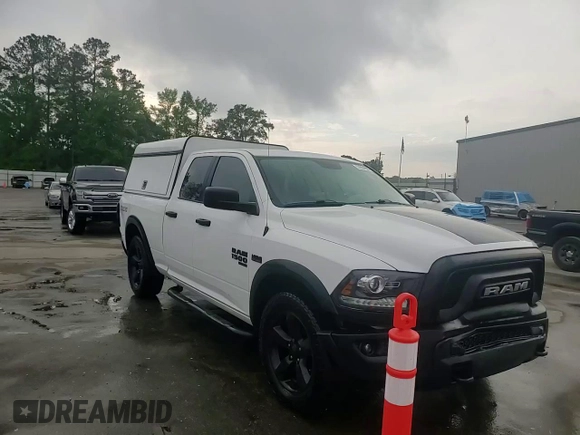 2020 Ram 1500 Big Horn z VIN 1C6RR6GT3LS147557, wystawiony jako Copart lot #53904665 z przebiegiem 68 381 mil mil oraz Szkoda całkowita • Salvage title. Historia ofert i sprzedaży dostępna na DreamBid. Obrazek 13.