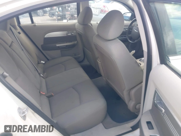2007 Chrysler Sebring Touring with VIN 1C3LC56K37N533469, listed as a IAAI auction lot 42001566 with 187,698 mi miles and . Bid and sale history available at DreamBid. Image 8.