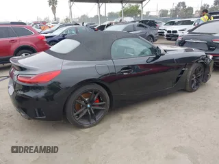 2022 BMW Z4 sDriveM40i with VIN WBAHF9C08NWX88691, listed as a IAAI auction lot 42562466 with 11,108 mi miles and . Bid and sale history available at DreamBid. Image 4.
