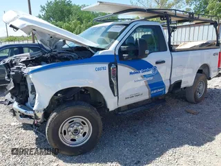 2023 Ford F-250 XL с VIN 1FTBF2BA8PEC60782, выставлен на аукционе IAAI как лот 42259327 с пробегом 22 665 миль миль и . История ставок и продаж доступна на DreamBid. Изображение 17.