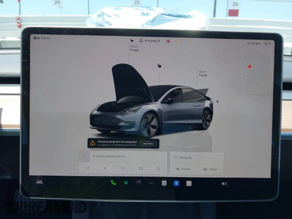 2023 Tesla Model 3 z VIN 5YJ3E1EA6PF694419, wystawiony jako IAAI lot #42268637 z przebiegiem 17 419 mil mil oraz . Historia ofert i sprzedaży dostępna na DreamBid. Obrazek 18.