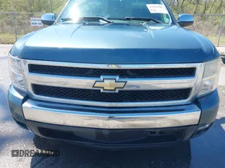 2011 Chevrolet Silverado 1500 LT with VIN 3GCPCSE01BG343814, listed as a IAAI auction lot 41849043 with 109,595 mi miles and . Bid and sale history available at DreamBid. Image 6.