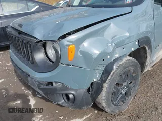 2018 Jeep Renegade Sport with VIN ZACCJBAB2JPH56754, listed as a IAAI auction lot 41541555 with 141,616 mi miles. Bid and sale history available at carsss.com. Image 6.