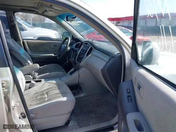 2006 Toyota Highlander w/3rd Row with VIN JTEDP21A760094012, listed as a IAAI auction lot 41939772 with 229,307 mi miles. Bid and sale history available at carsss.com. Image 5.
