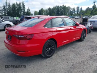 2020 Volkswagen Jetta S z VIN 3VWCB7BU6LM008439, wystawiony jako IAAI lot #42651958 z przebiegiem 62 934 mil mil oraz . Historia ofert i sprzedaży dostępna na DreamBid. Obrazek 4.