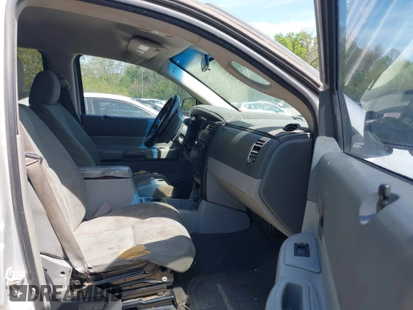 2007 Dodge Durango SXT with VIN 1D8HD38NX7F538612, listed as a IAAI auction lot 42094362 with 263,988 mi miles and . Bid and sale history available at DreamBid. Image 5.