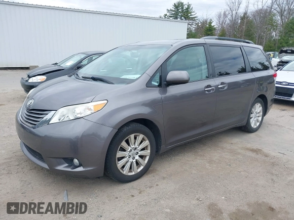 2011 Toyota Sienna XLE with VIN 5TDDK3DC8BS009918, listed as a IAAI auction lot 41937680 with 169,032 mi miles. Bid and sale history available at carsss.com. Image 17.