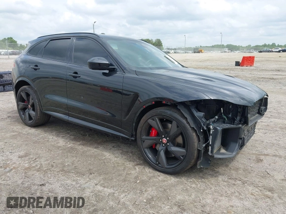 2022 Jaguar F-Pace SVR z VIN SADCZ2EE0NA702862, wystawiony jako IAAI lot #42129192 z przebiegiem 20 580 mil mil oraz . Historia ofert i sprzedaży dostępna na DreamBid. Obrazek 1.