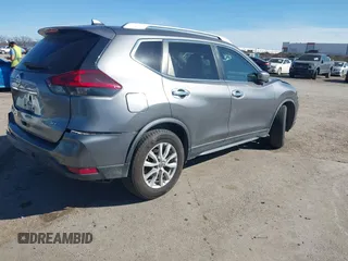 2019 Nissan Rogue SV with VIN KNMAT2MT3KP536429, listed as a IAAI auction lot 41691788 with 101,269 mi miles. Bid and sale history available at carsss.com. Image 4.