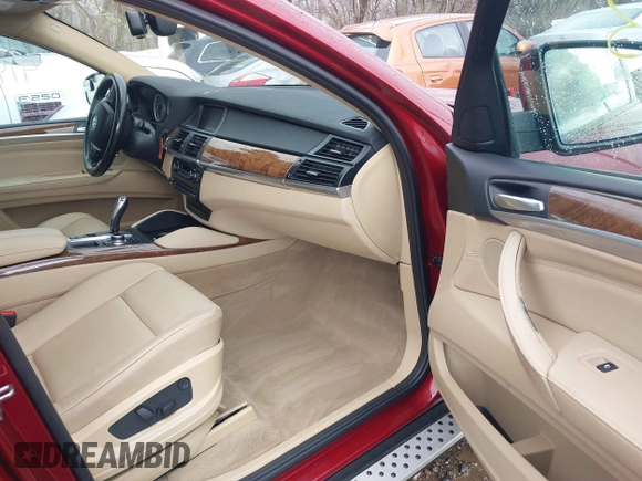 2012 BMW X6 35i z VIN 5UXFG2C54CL779333, wystawiony jako IAAI lot #41914135 z przebiegiem 63 305 mil mil oraz . Historia ofert i sprzedaży dostępna na DreamBid. Obrazek 5.