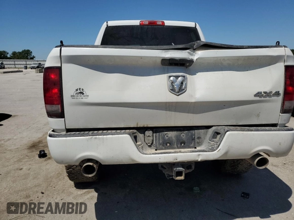 2016 Ram 1500 Express z VIN 3C6RR7KTXGG271190, wystawiony jako Copart lot #57254505 z przebiegiem 156 443 mil mil oraz Szkoda całkowita • Salvage title. Historia ofert i sprzedaży dostępna na DreamBid. Obrazek 6.